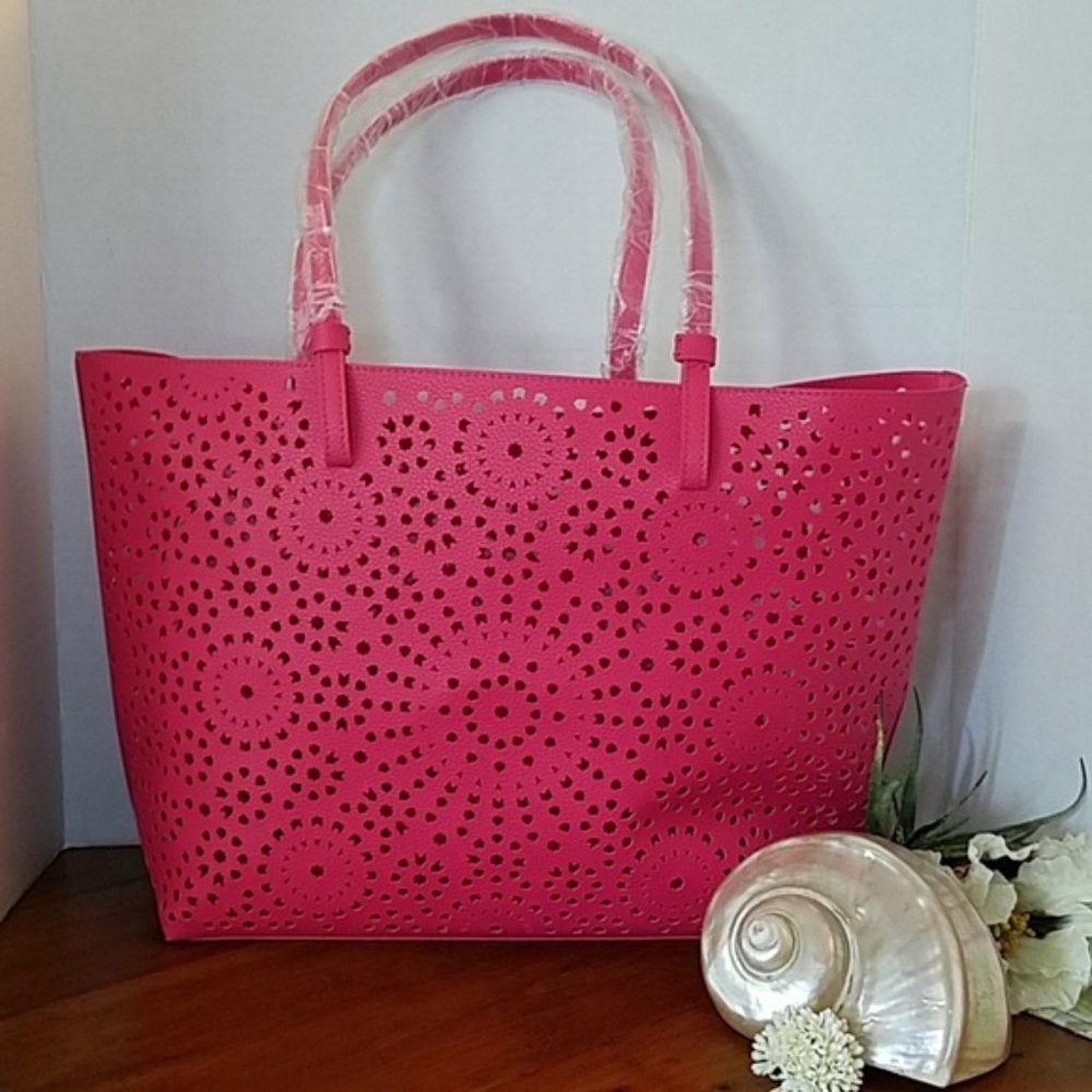 Estee Lauder Tote